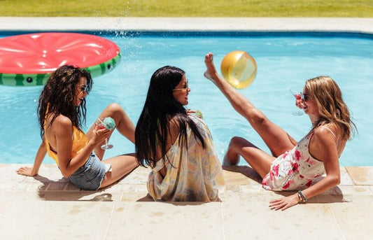 What To Wear To A Pool Party?