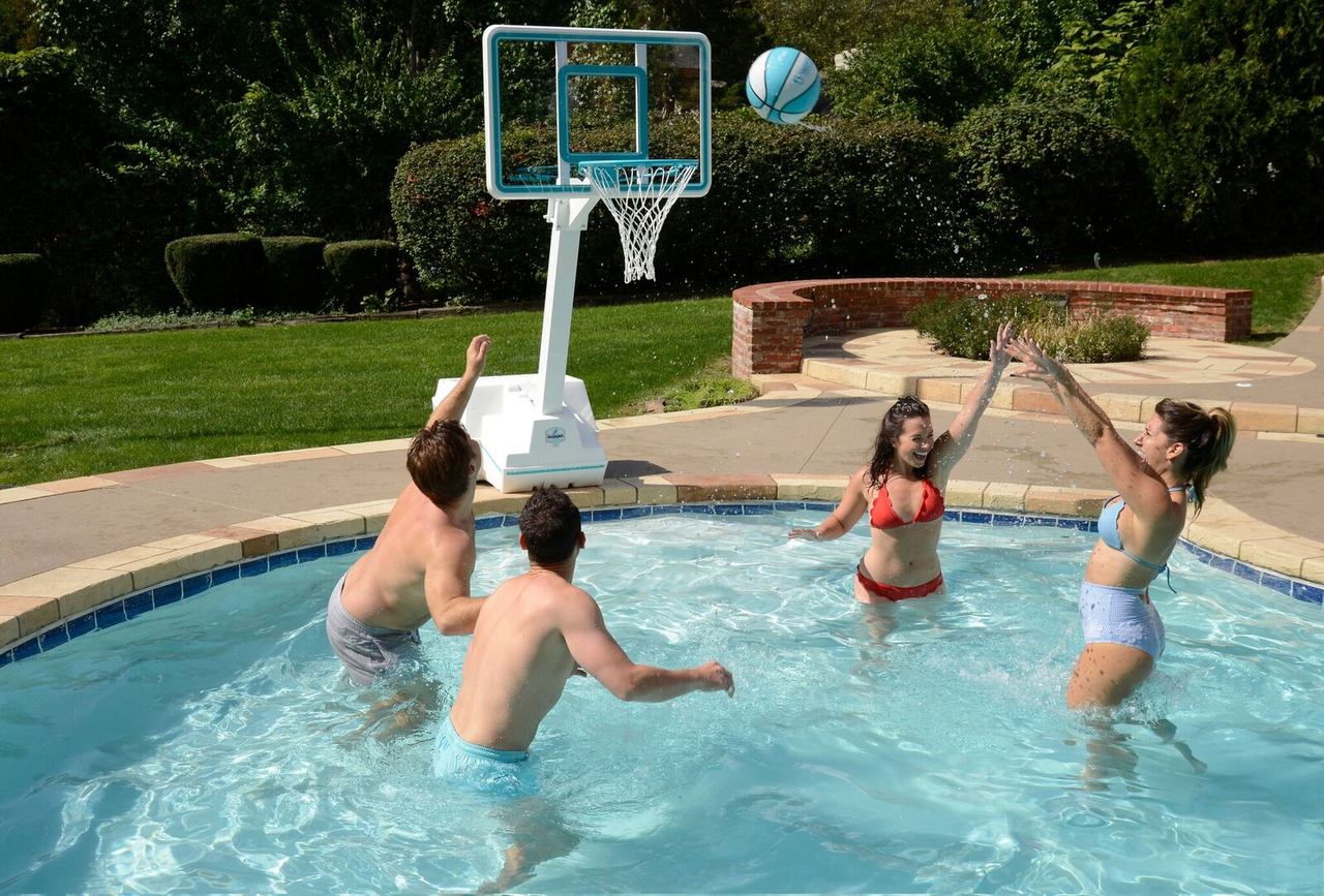 Pool basketball